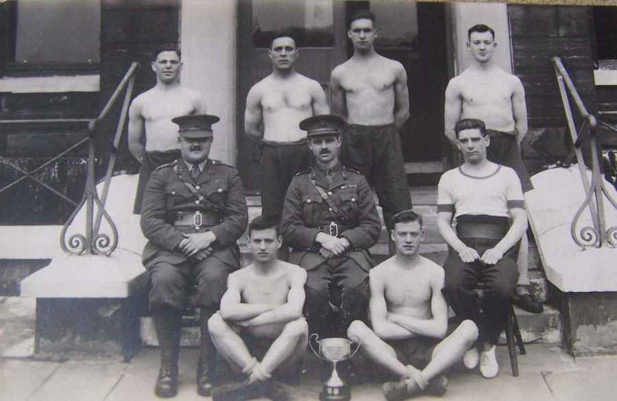 Left to Right back row Fus Thomas (76) Fus Thomas (78) Fus Smith (783) Fus Coy
Front Row Fus Hewitt G Fusilier Hewitt J