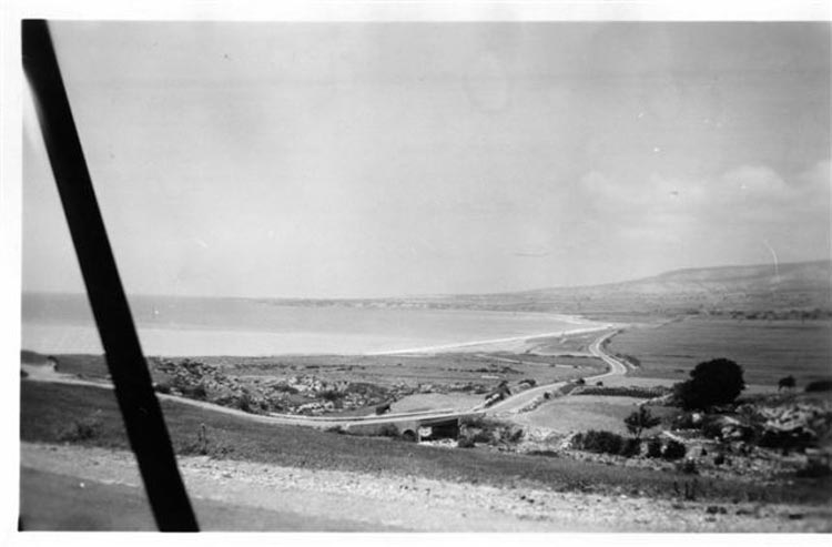Road to Coral bay