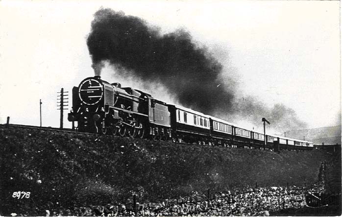 PULLING THE ROYAL TRAIN IN 1933