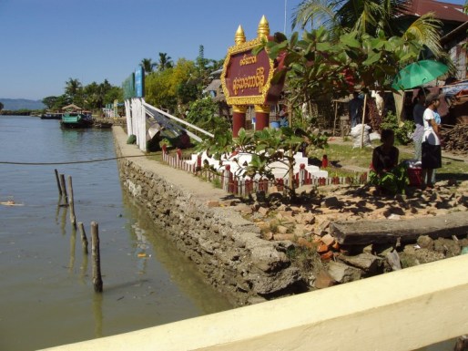 JETTY AT RATHEDAUNG